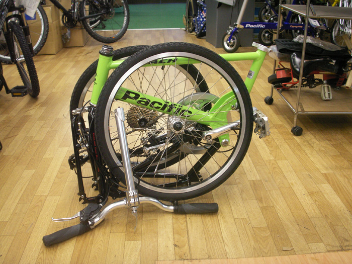 【ポイント10倍】 リーチ パシフィック reach pacific 折りたたみ 自転車本体